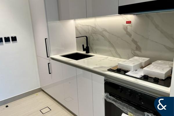 Brand New Studio | Vacant Now | High ROI